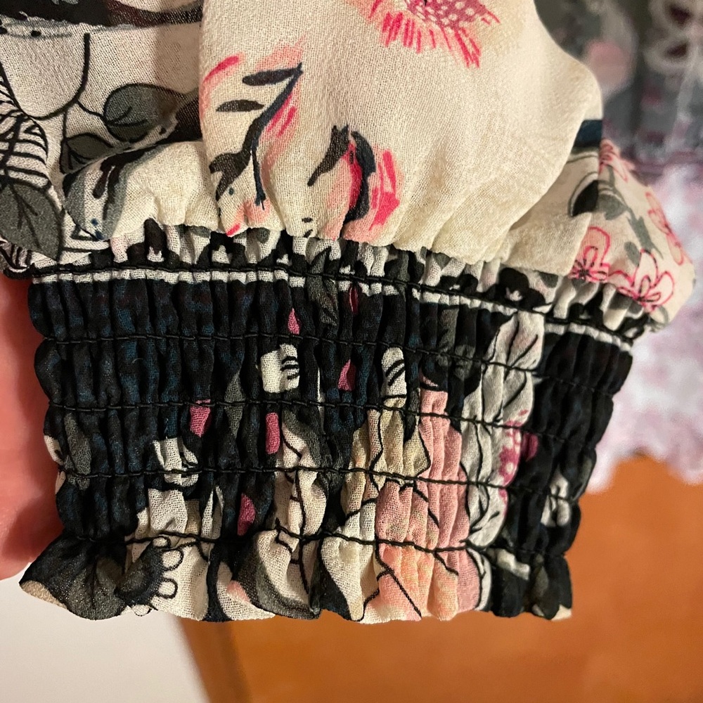 Dress - Picture 4 of 5